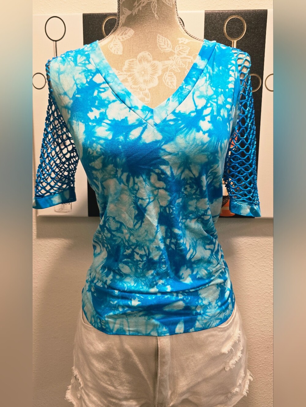 VENUS Blue Tie-Dye V-Neck Top with Openwork Sleeves